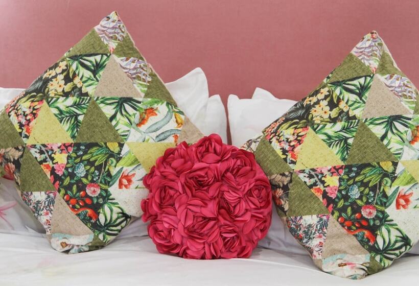 اتاق استاندارد, Betty S Boutique