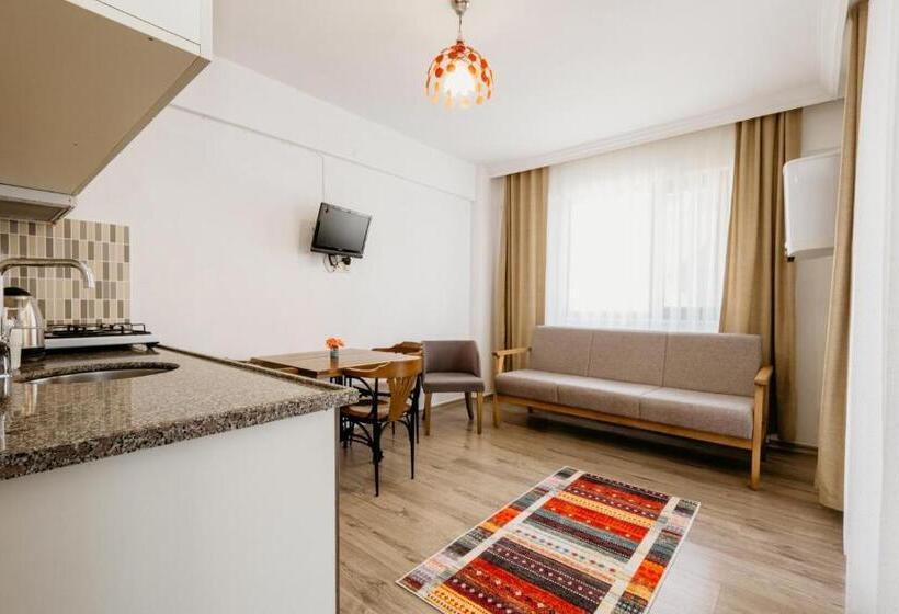 آپارتمان 1 خوابه همکف, Azra Apart & Otel