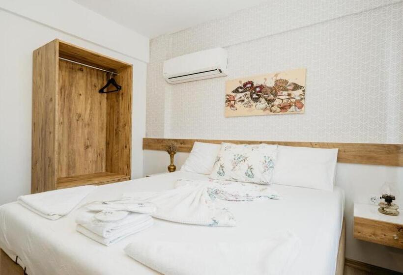 سوییت خانوادگی, Azra Apart & Otel