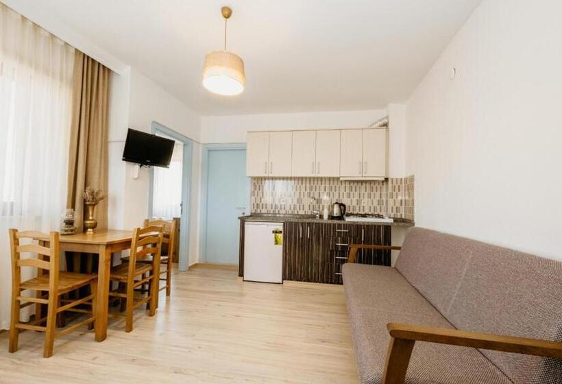 سوییت خانوادگی, Azra Apart & Otel
