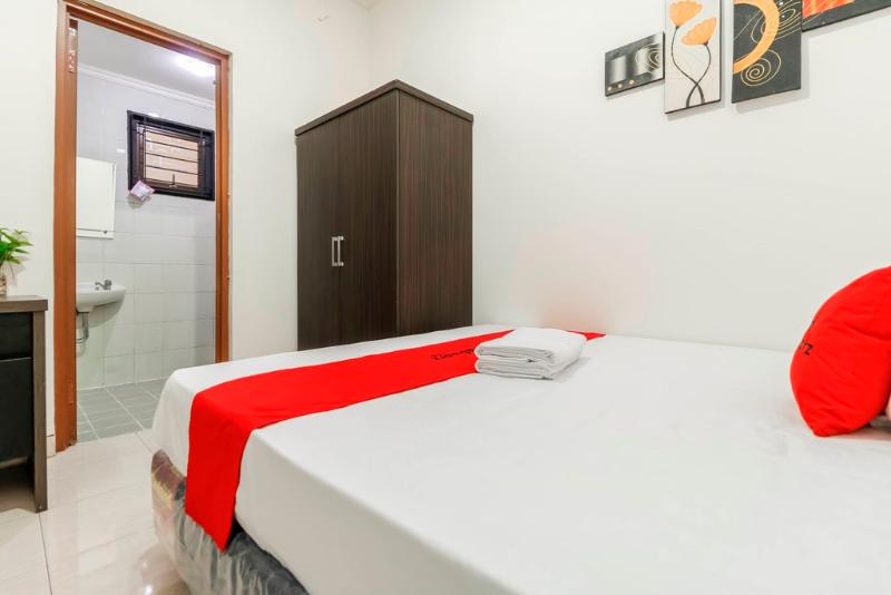 Номер Стандарт, Reddoorz Plus Near Trisakti University