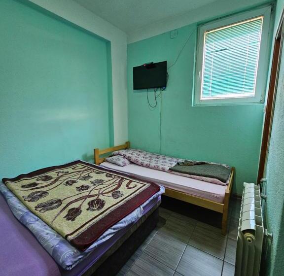 اتاق لوکس با تخت بزرگ, Guesthouse Meče