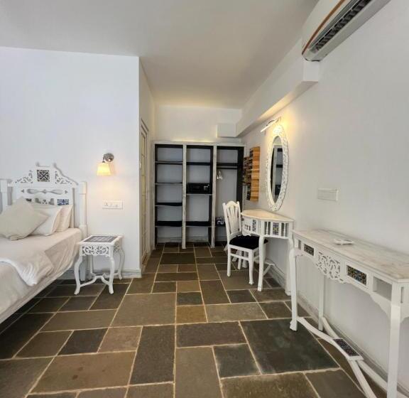 Номер Deluxe, Oceanic   Luxury Boutique