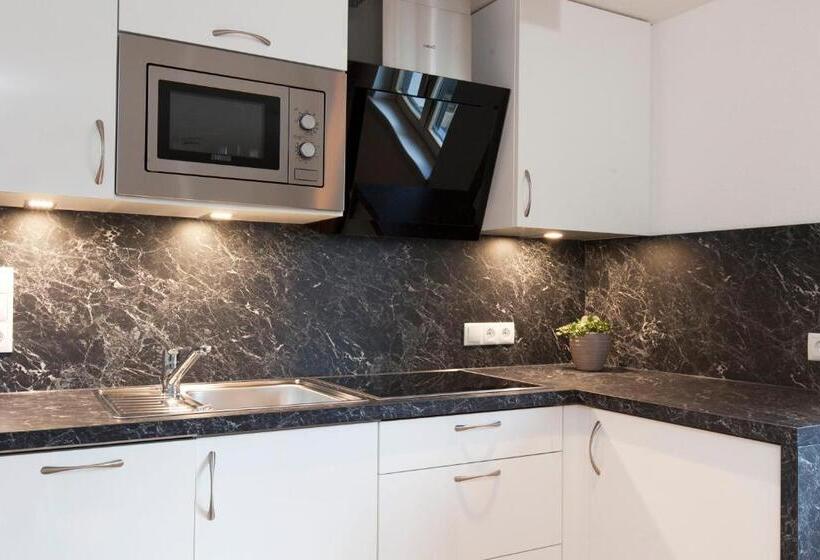 Апартаменты 1 Спальня, Nowders Apartments