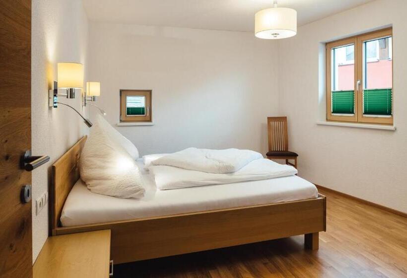 Апартаменты 2 Спальни, Nowders Apartments