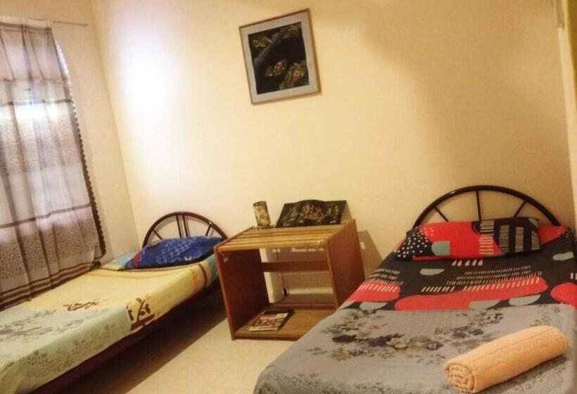 ویلای یک اتاق خوابه با استخر شنا, Sleepy Hollow Villa