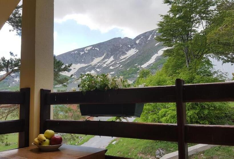 اتاق استاندارد چهار تخته, Guest House Tiha Noć