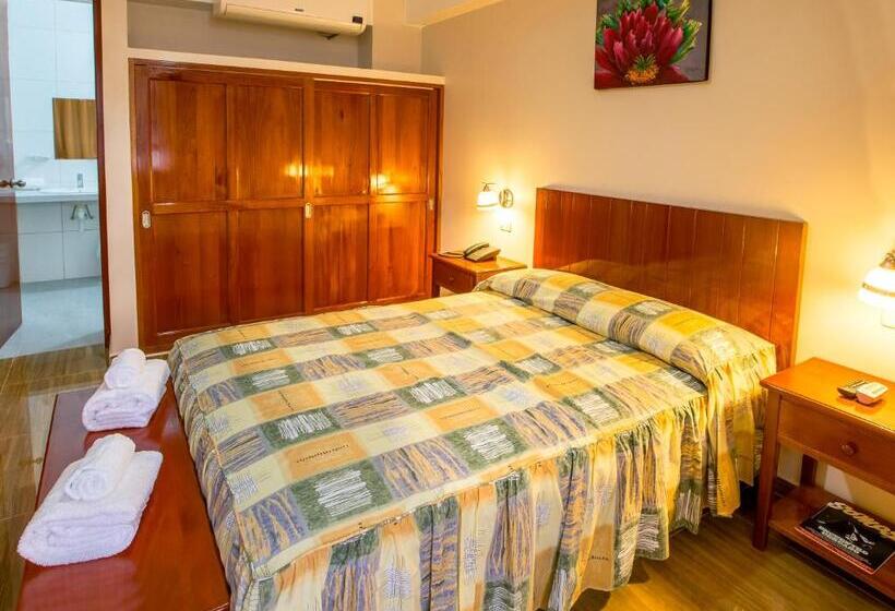 اتاق استاندارد یک نفره, Amazonia Siu Hostal