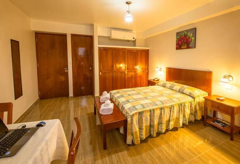 اتاق استاندارد یک نفره, Amazonia Siu Hostal