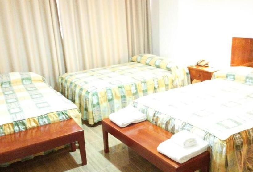 اتاق استاندارد سه نفره, Amazonia Siu Hostal