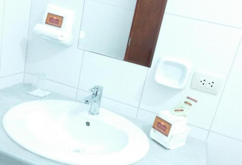 اتاق استاندارد, Amazonia Siu Hostal