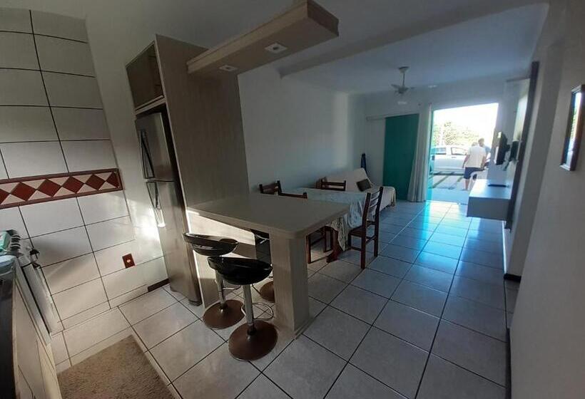 آپارتمان 1 خوابه با چشم‌انداز باغ, Casa Da Marilú