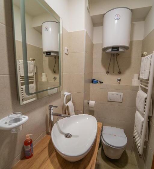 اتاق استاندارد, Guest House Babilon