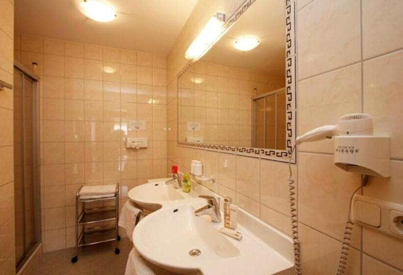 Апартаменты Comfort 2 Спальни, Apart Pension Bergland