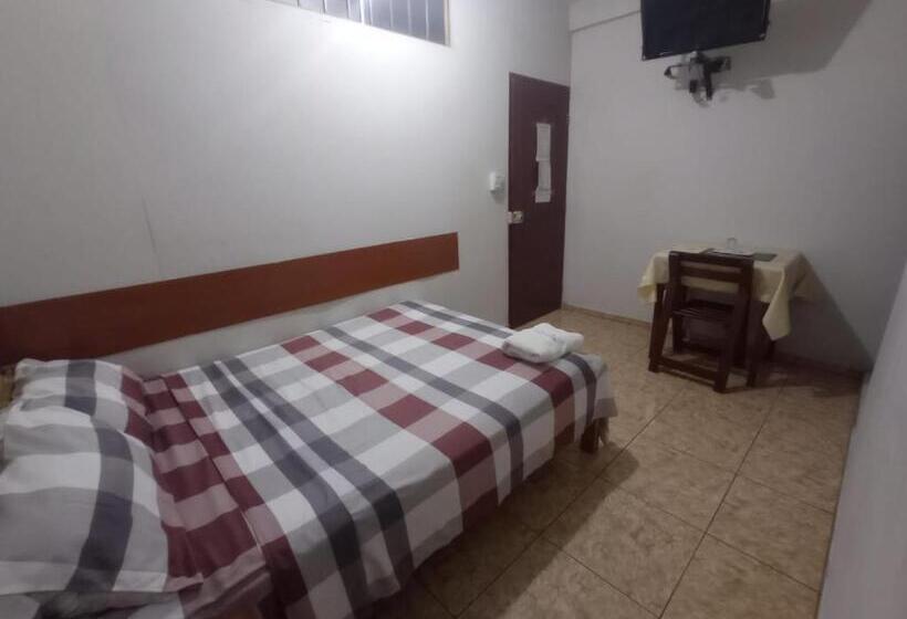 اتاق خانوادگی, Casa Del Huesped   Guest House