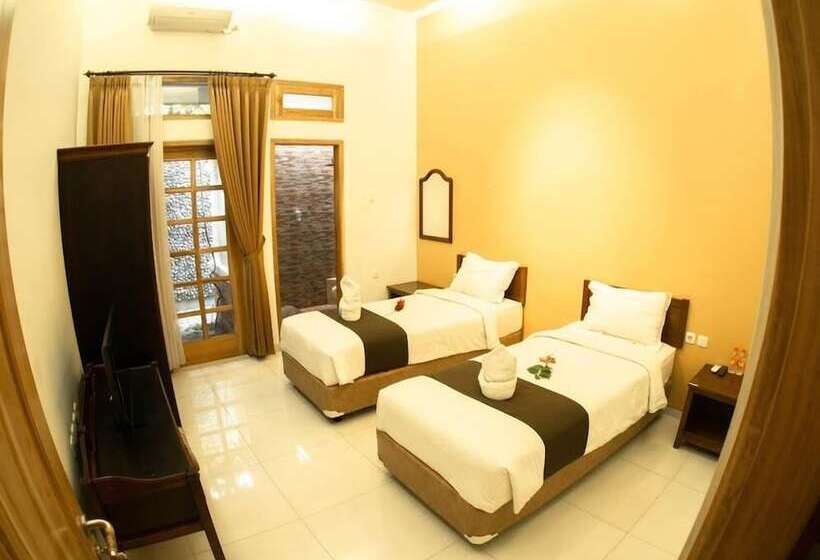 デラックスルーム, Helena Guest House