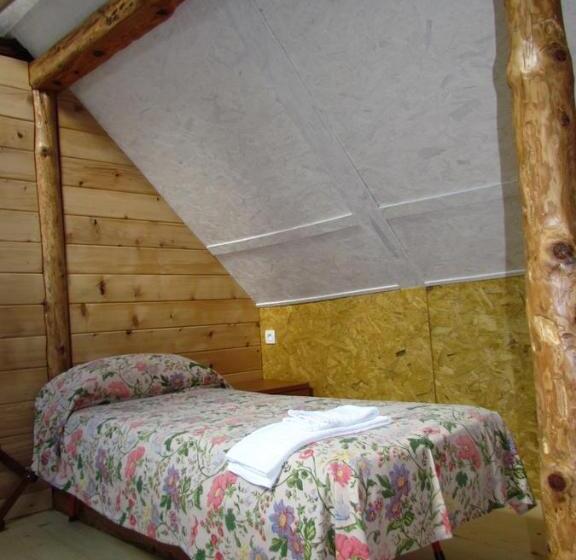 اتاق استاندارد یک نفره, Joe's Place