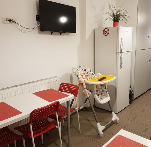וילת סופריור, חדר שינה 1, Sunny Family Vila Constanta