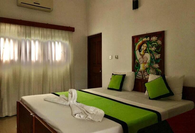 اتاق استاندارد, Sundowners Guesthouse