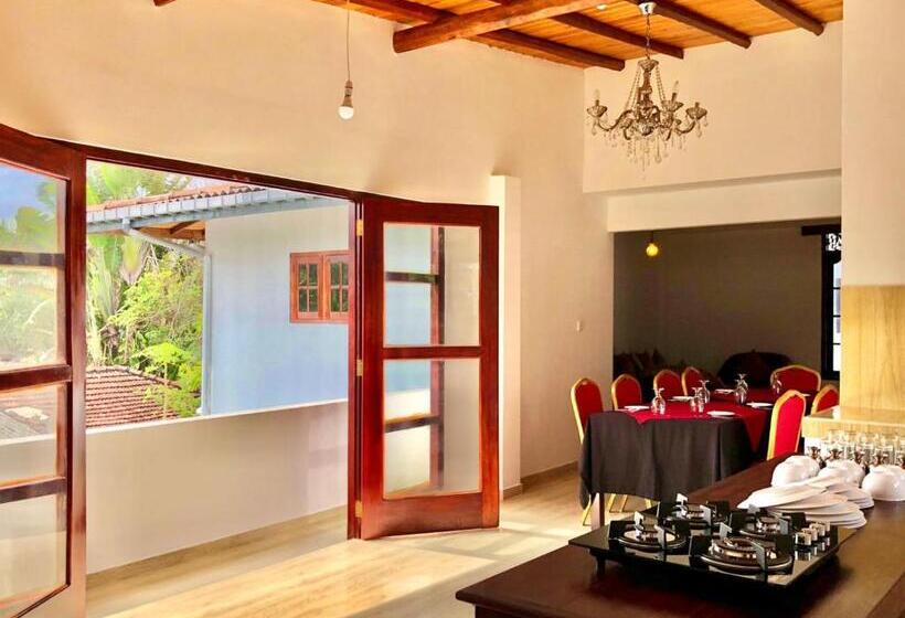 آپارتمان 1 خوابه با چشم‌انداز استخر, Sundowners Guesthouse