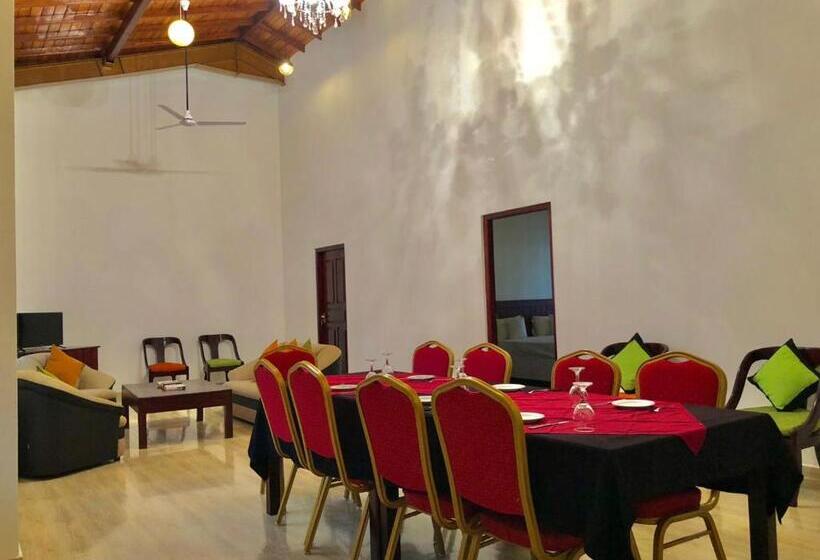 آپارتمان لوکس 1 خوابه, Sundowners Guesthouse
