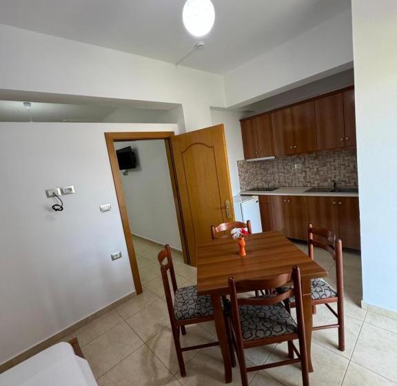 Quarto Triplo Estandar com Sacada, Aleksander Apart