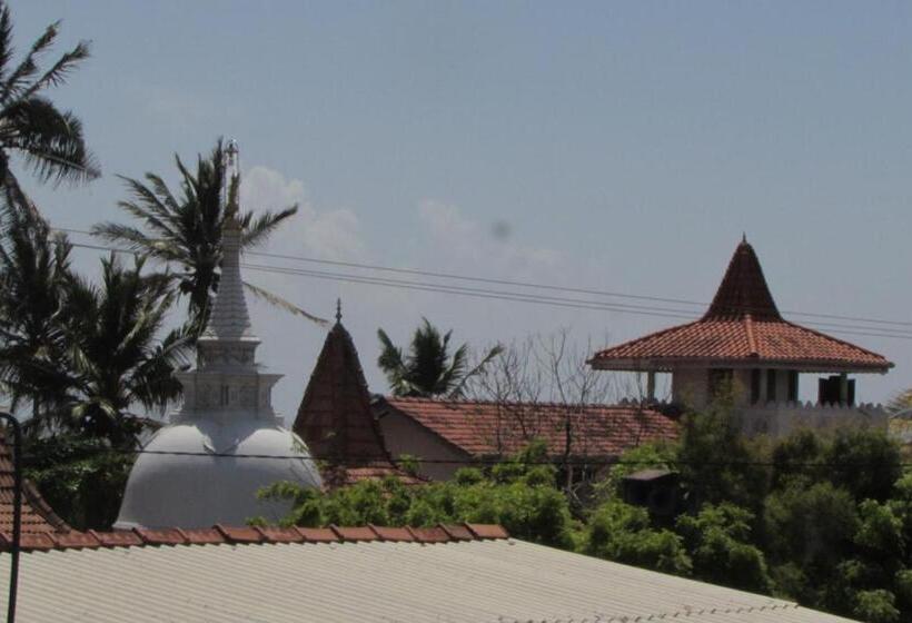 اتاق استاندارد, Rainbow Guest House