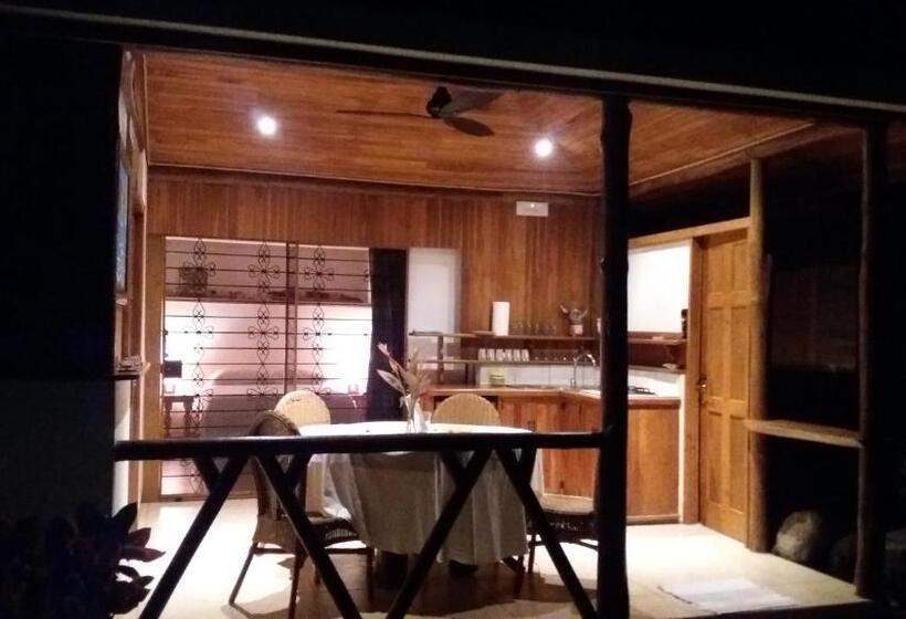 Бунгало Стандарт, Casa Aba Matapalo