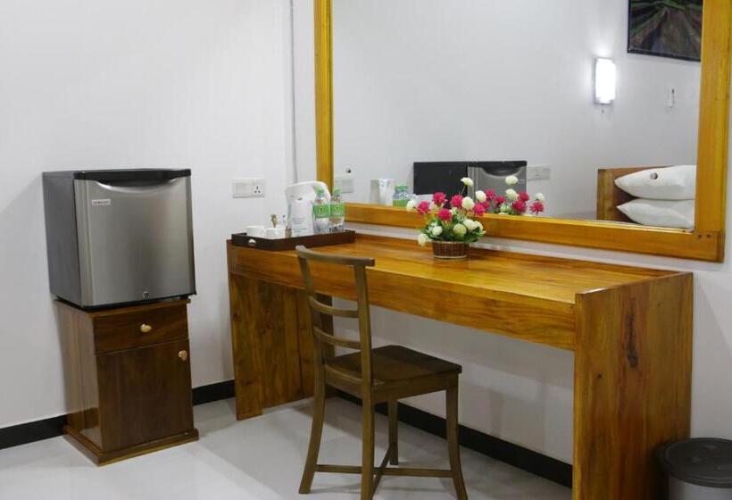 اتاق لوکس, Acme Grand Hotel Habarana
