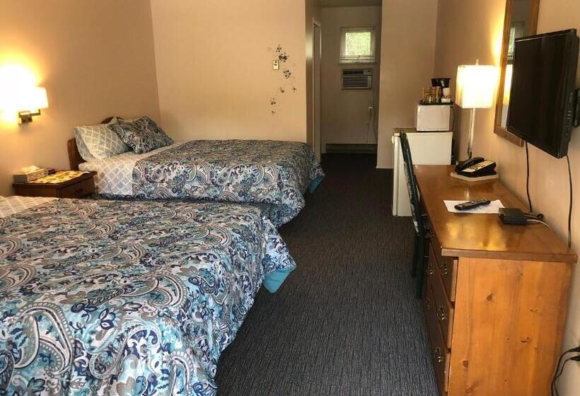 חדר סטנדרט עם מיטת קווין, Chase Country Inn