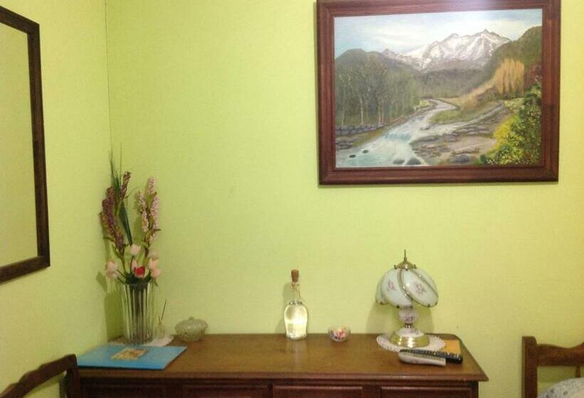 Номер Стандарт Индивидуальный, Hostal Renoir