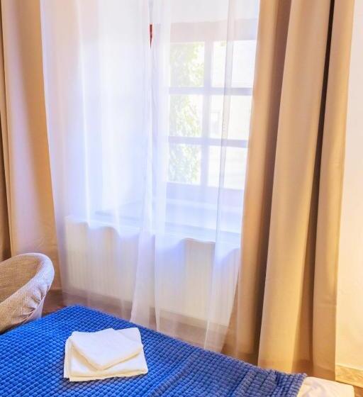 اتاق سوپریور سه تخته, Retel Vitez Vendégház