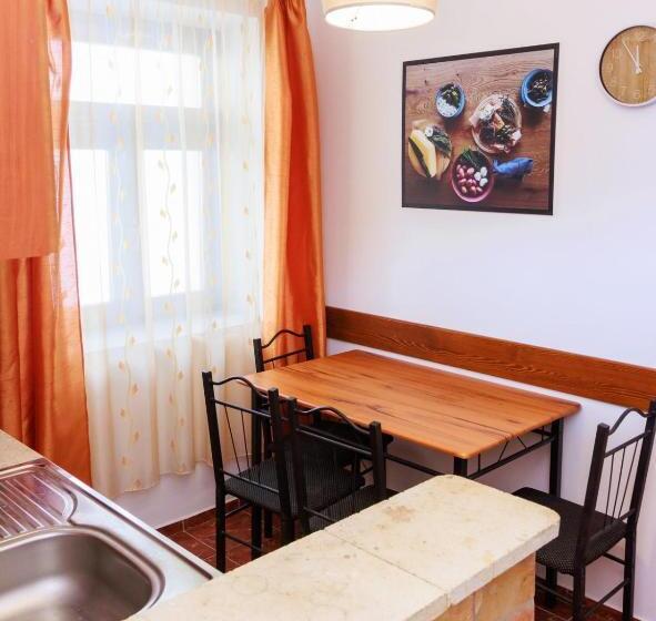 آپارتمان سوپریور 1 خوابه, Retel Vitez Vendégház