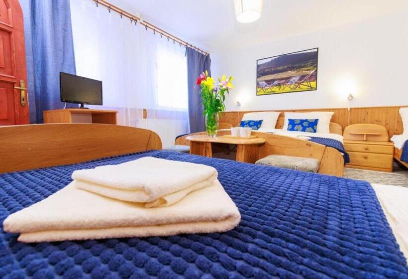 اتاق استاندارد چهار تخته, Retel Vitez Vendégház
