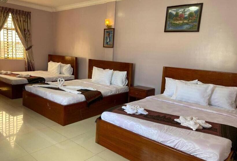 اتاق خانوادگی, Avocado Guesthouse