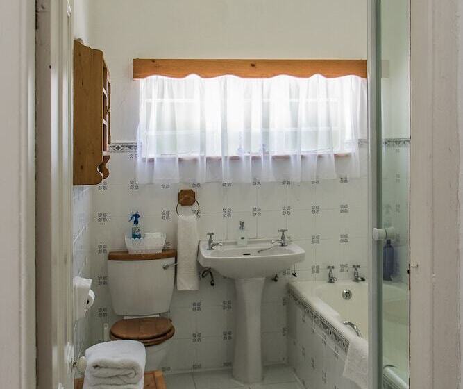 Номер Стандарт, Buiten Verwagten Guest House