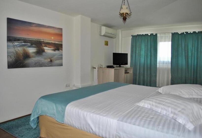 اتاق استاندارد با تخت بزرگ, Delta Marina