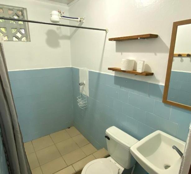 اتاق استاندارد سه نفره, Cabinas Cahuita