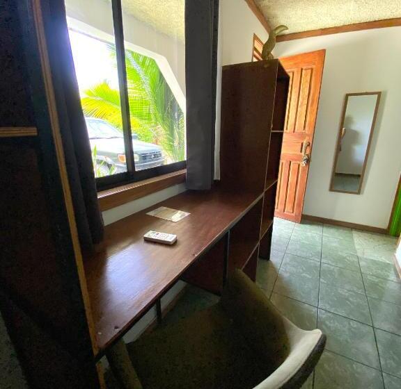 اتاق استاندارد, Cabinas Cahuita