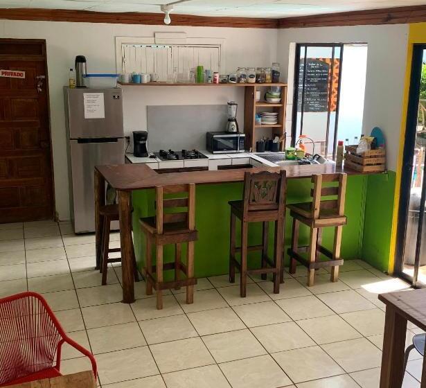 اتاق استاندارد برای معلولان, Cabinas Cahuita
