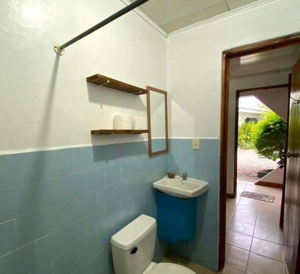 اتاق استاندارد سه نفره, Cabinas Cahuita