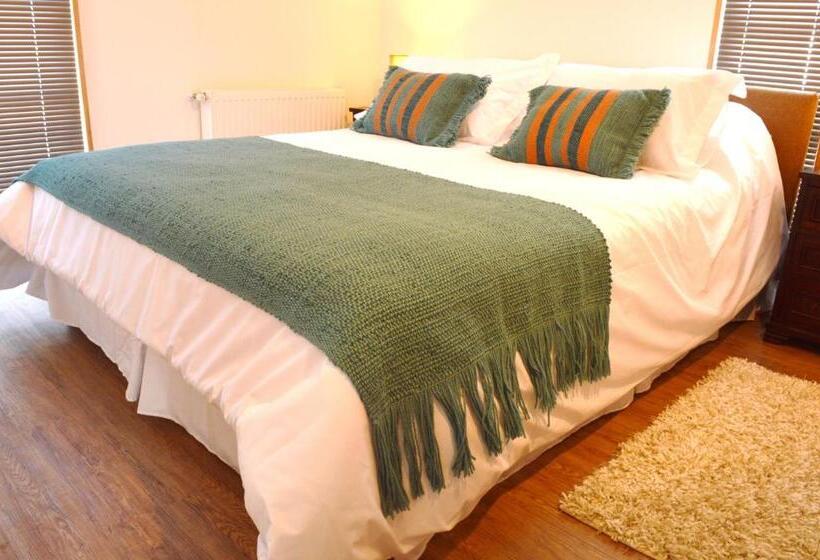 Апартаменты 3 Спальни, Apart Hotel Quillango