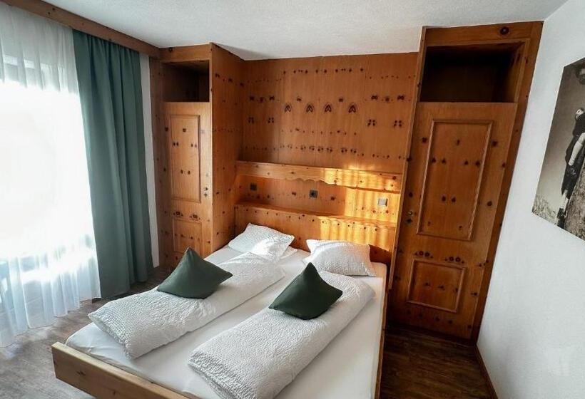 آپارتمان 1 خوابه با بالکن, Alte Schmiede