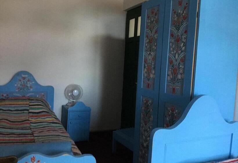 سوییت جونیور, Góbé Csárda