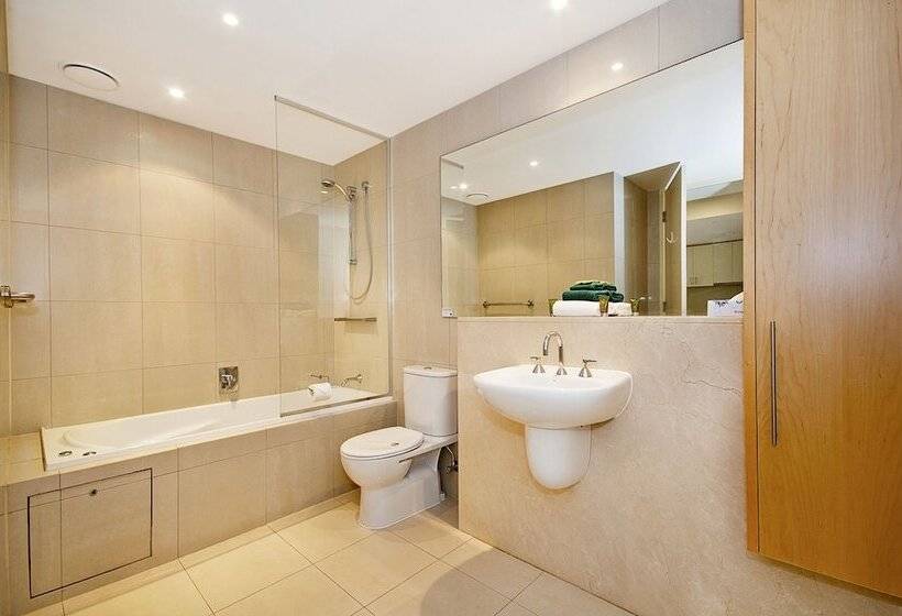 Апартаменты 1 Спальня, Space Holiday Apartments