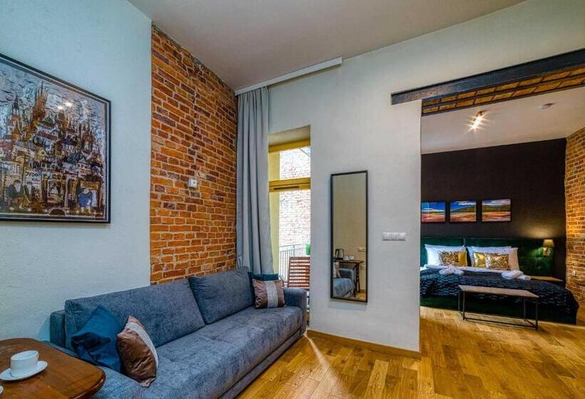 اتاق لوکس با بالکن, Aparthotel Delta Boutique