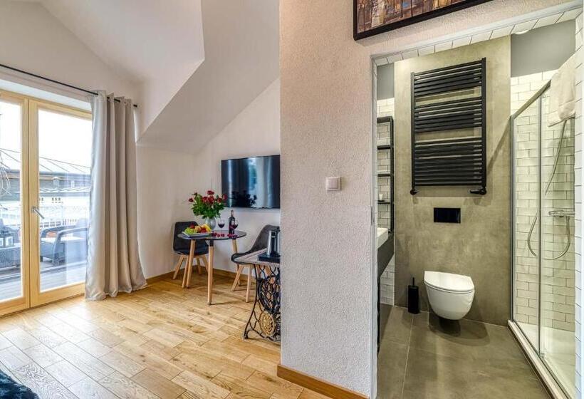 اتاق استاندارد اینتریور, Aparthotel Delta Boutique