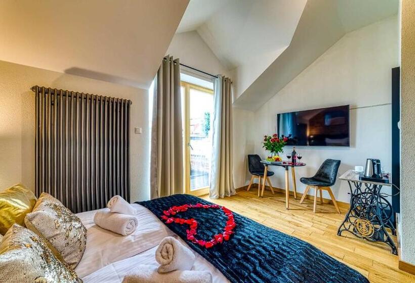 اتاق استاندارد اینتریور, Aparthotel Delta Boutique