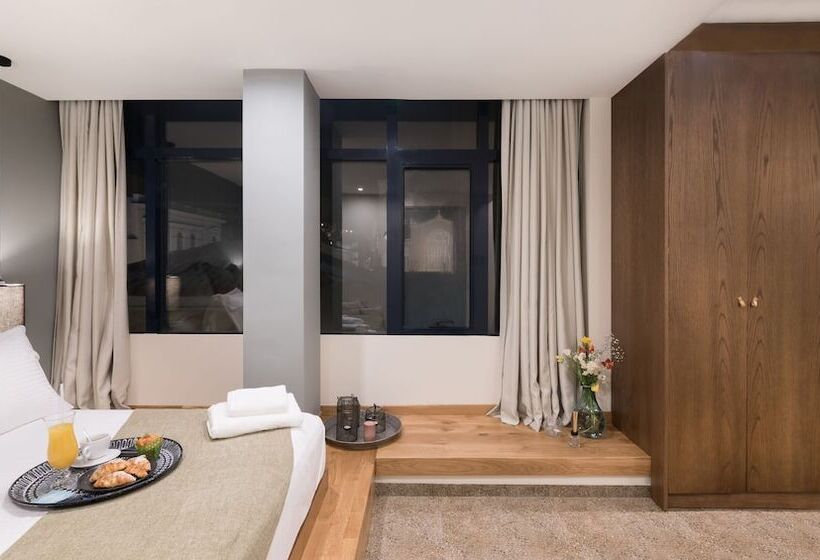 シニアスイート, Ciel Living Athens