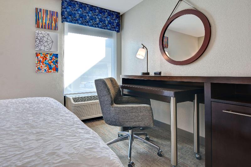 סוויטה מותאמת לאדם עם מוגבלויות, Comfort Suites  South Austin